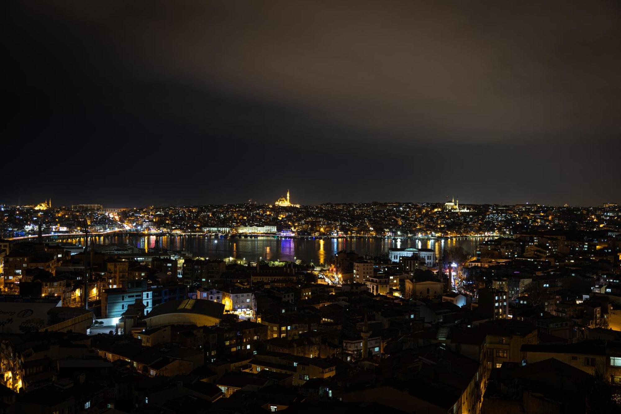 Nm Suites Beyoglu อิสตันบูล ภายนอก รูปภาพ
